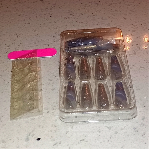 24pc Marble Coffin Nail Kit - Picture 1 of 5